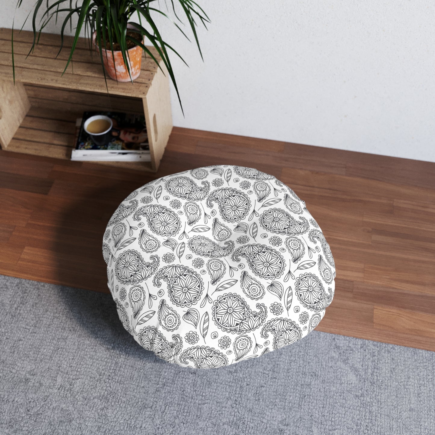B/W Paisley Pattern Tufted Floor Pillow, Round