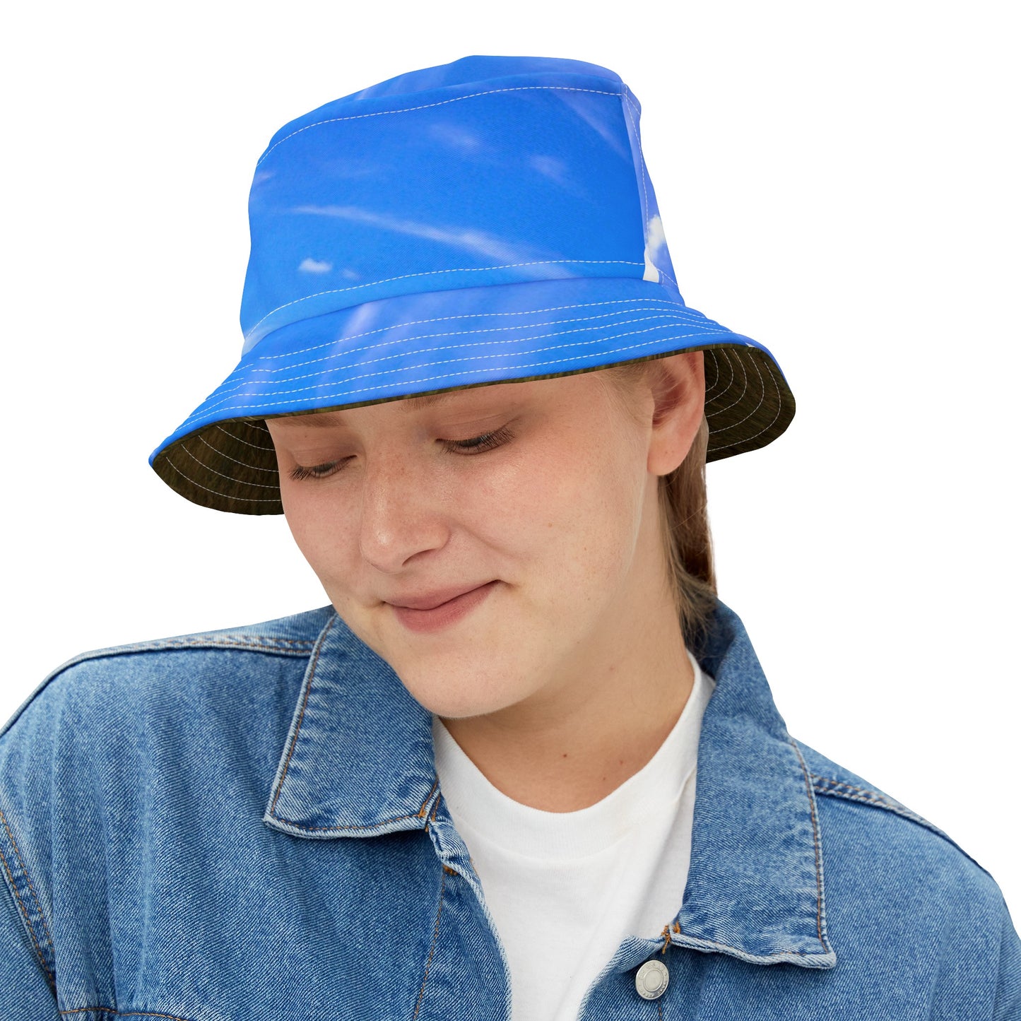 'Nothing But Blue Skies' Bucket Hat